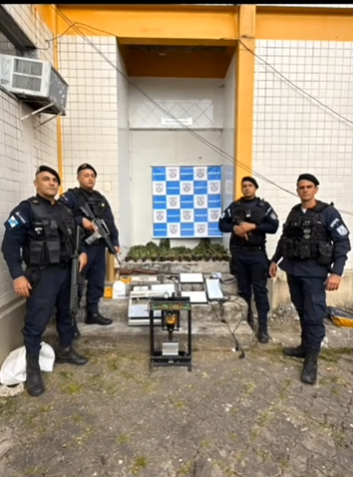 Polícia descobre estufa de maconha e apreende mais de 4 kg de drogas em Teresópolis