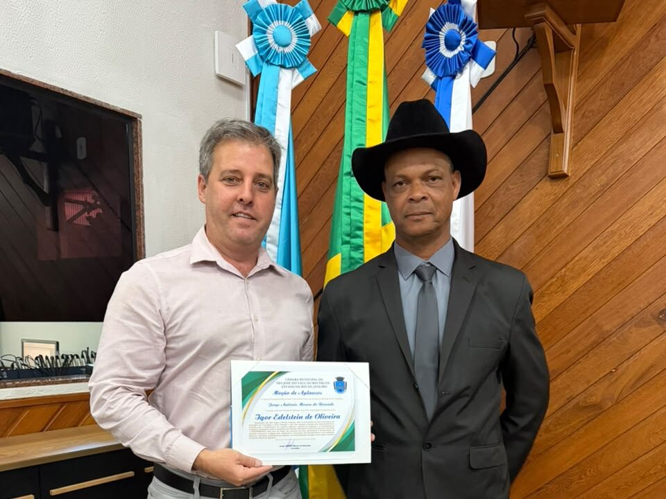 Presidente do Sincomércio Teresópolis recebe Moção de Aplausos em São José do Vale do Rio Preto