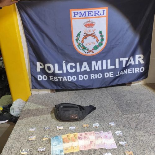 Menor foi flagrado com entorpecentes e dinheiro em espécie no bairro São Pedro