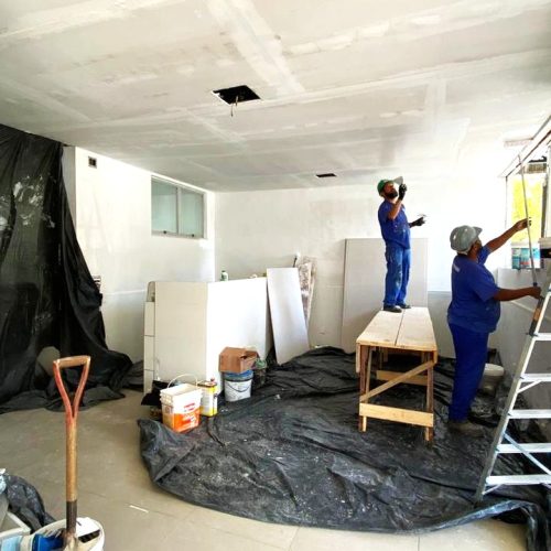 Prefeitura de Teresópolis fiscaliza obras de reforma de unidades de saúde, creche e escola