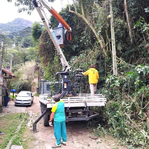 Bairros de Teresópolis recebem ações de manutenção geral