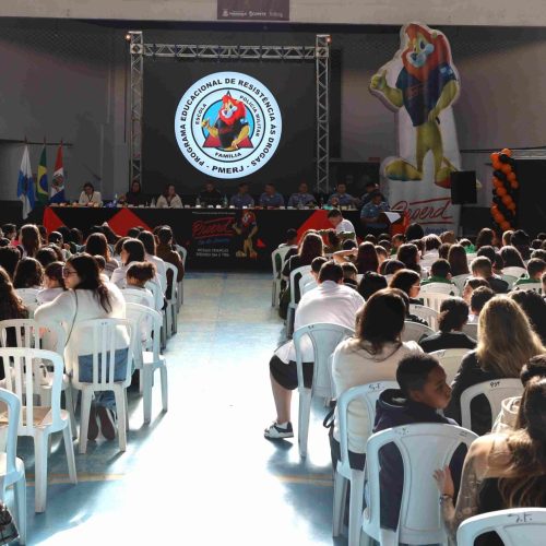 Programa Educacional de Resistência às Drogas forma mais de 600 alunos da Rede Municipal em Teresópolis