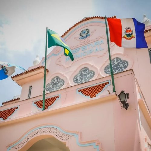 Prefeitura fecha nos feriados de Tiradentes e São Jorge, funciona na quarta (22) e terá ponto facultativo segunda (20) e sexta-feira (24)