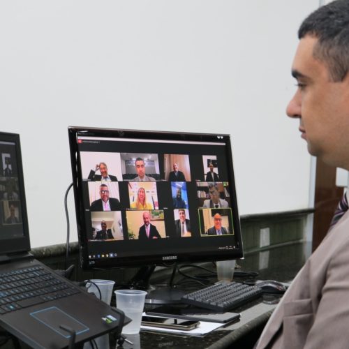 Câmara transfere dinheiro para prefeitura usar na compra de duas mil cestas básicas