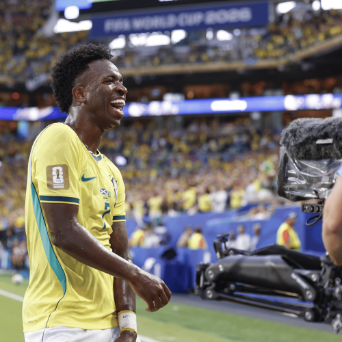 Vini Jr. assume artilharia da era Ancelotti e repete feitos de Rivaldo, Jairzinho, Romário e Ronaldo em Copas