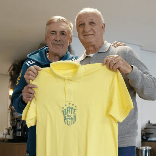 Pentacampeão com a seleção, Felipão é homenageado na Granja Comary
