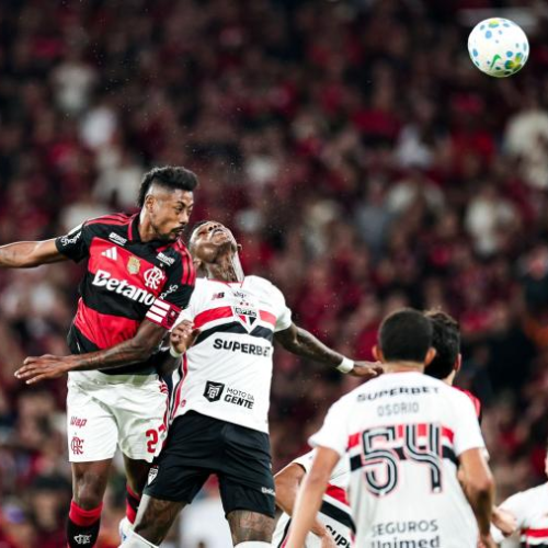 Flamengo pressiona até o fim, mas fica no empate com o São Paulo no Maracanã