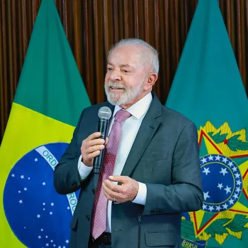 Lula defende o Pix após críticas em relatório comercial dos EUA